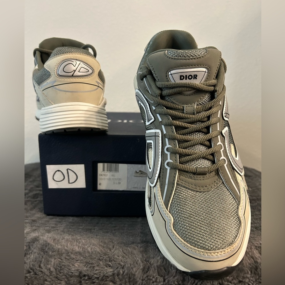 DIOR SNEAKERS